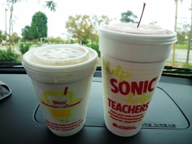 Sonic Drive-In ソニックドライブイン